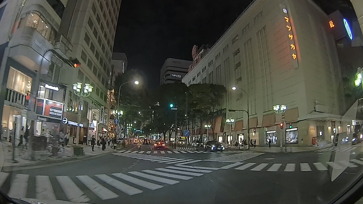 ドライブレコーダー ZDR065